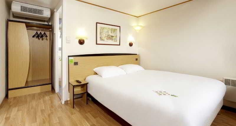 Campanile Nantes ~ Reze Aeroport Hotel Luaran gambar