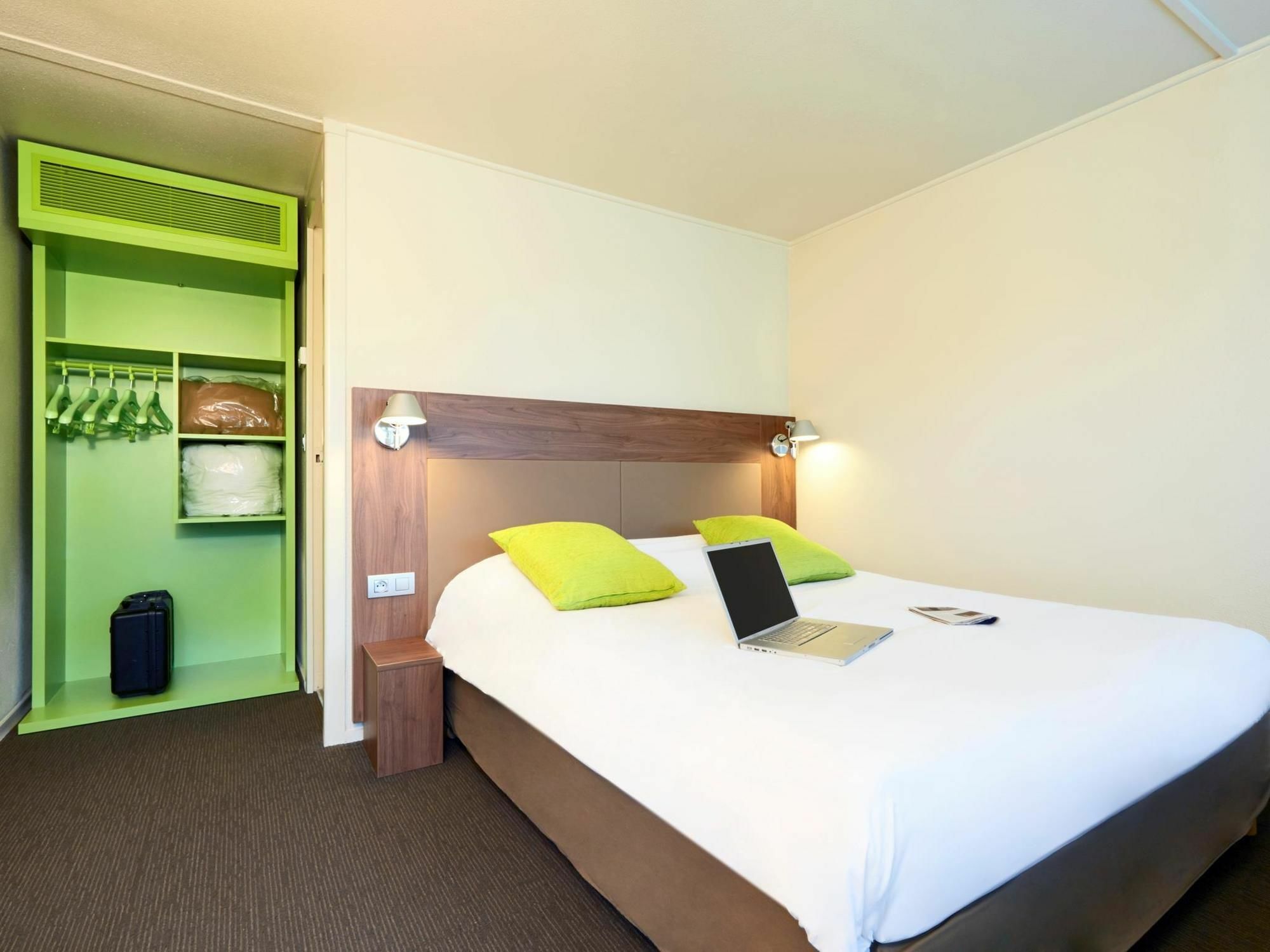 Campanile Nantes ~ Reze Aeroport Hotel Luaran gambar